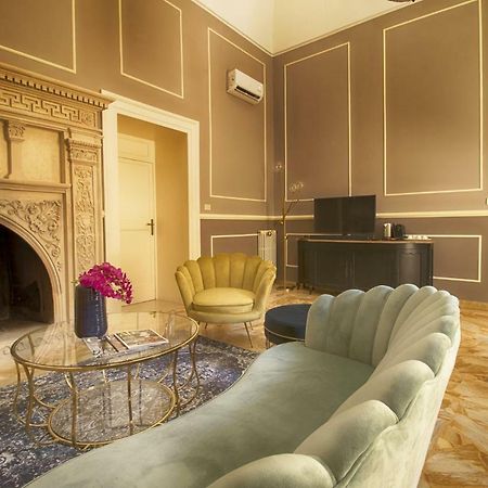 ปาลัซโซ ฟอร์เลโอ ลักชัวรี อพาร์ตเมนต์ Apartment เลชเช ภายนอก รูปภาพ