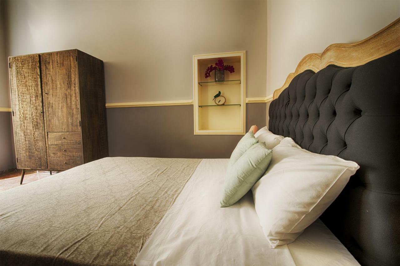 ปาลัซโซ ฟอร์เลโอ ลักชัวรี อพาร์ตเมนต์ Apartment เลชเช ภายนอก รูปภาพ